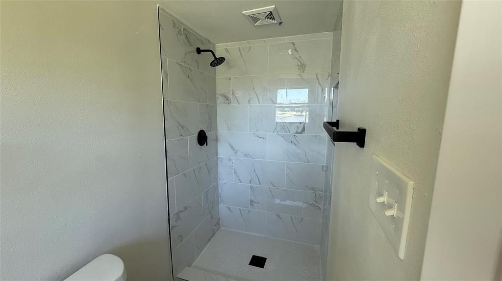 PRESTON HILLS - Residential