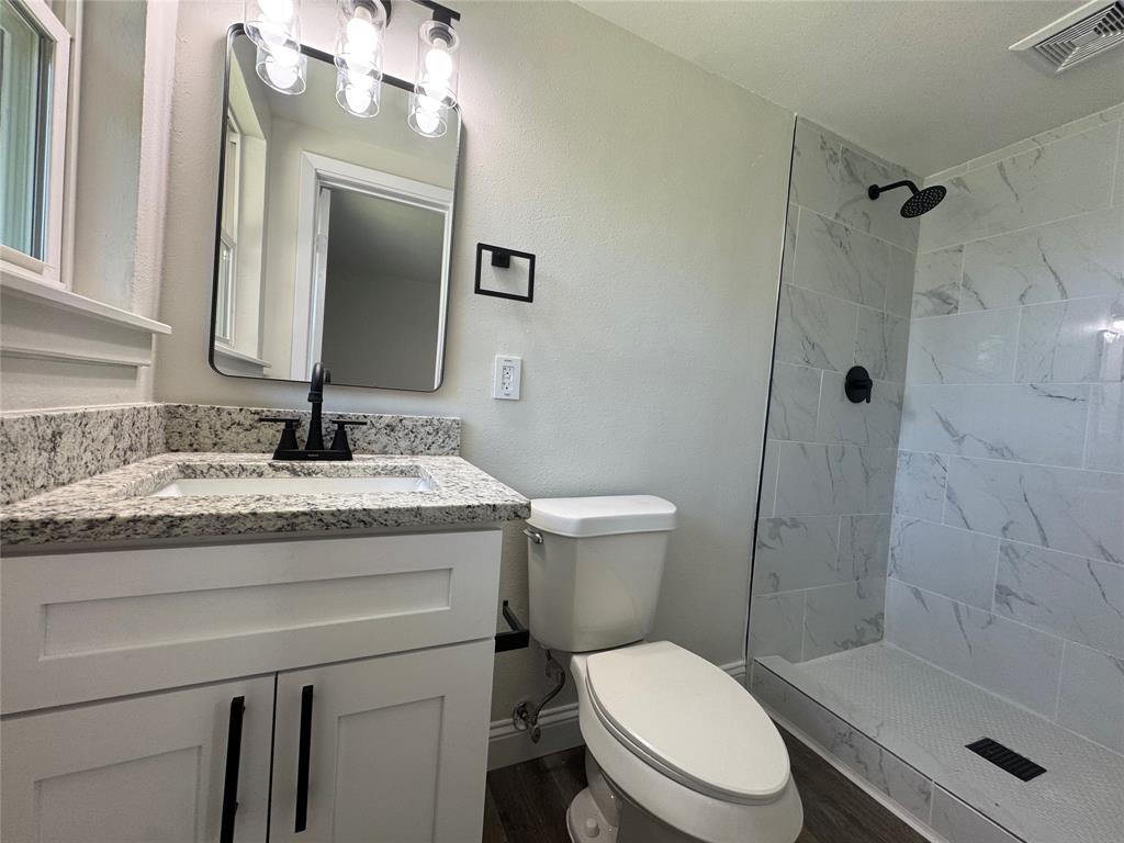 PRESTON HILLS - Residential