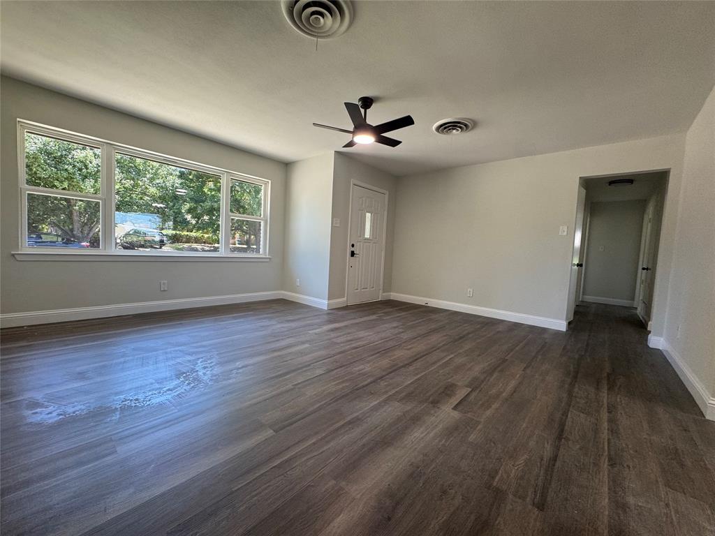 PRESTON HILLS - Residential