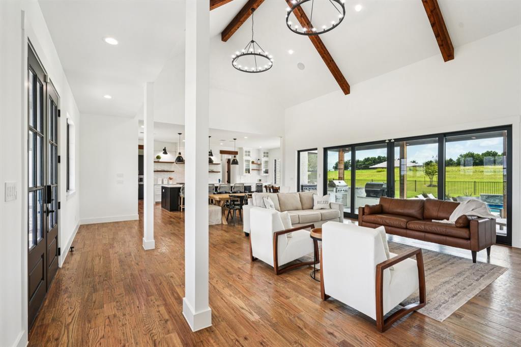 2297 White Stag Road