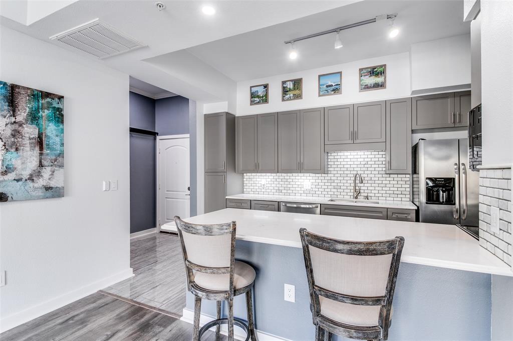 Renaissance On Turtle Creek Condo - Residential