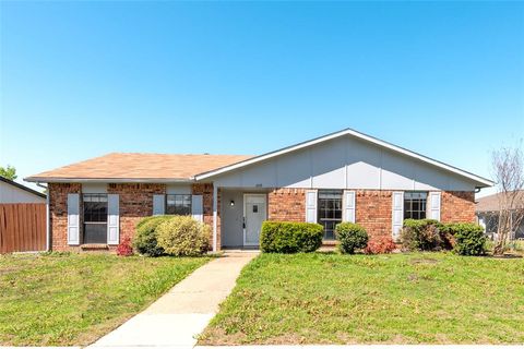 2119 Meadfoot Road Carrollton TX 75007