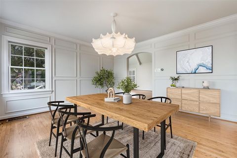 Tiny photo for 4561 Belclaire Avenue, Highland Park, TX 75205 (MLS # 21209791)