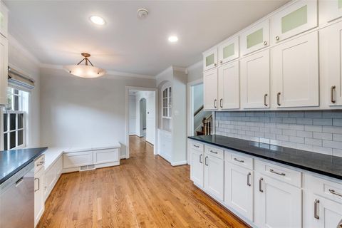 Tiny photo for 4561 Belclaire Avenue, Highland Park, TX 75205 (MLS # 21209791)
