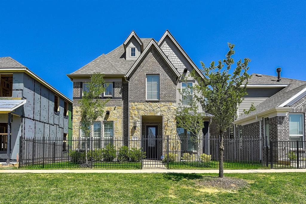 Walton Rdg - Residential Lease