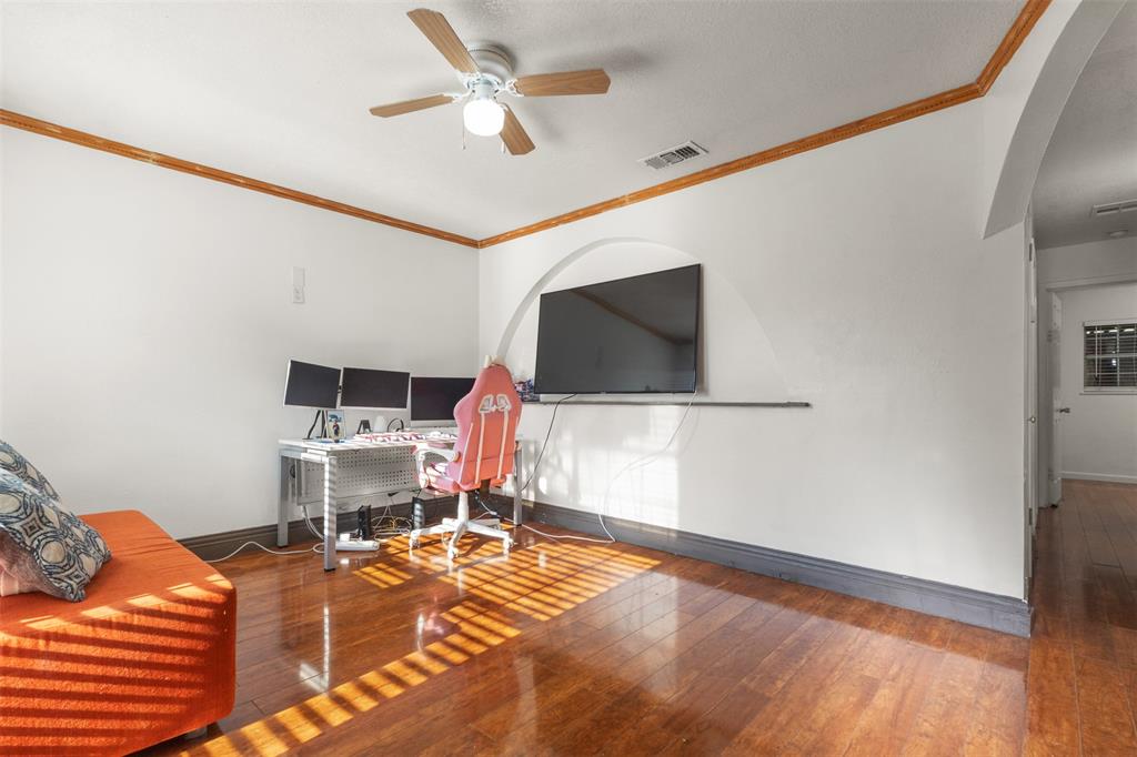 Monica Park Heights 1 - Residential