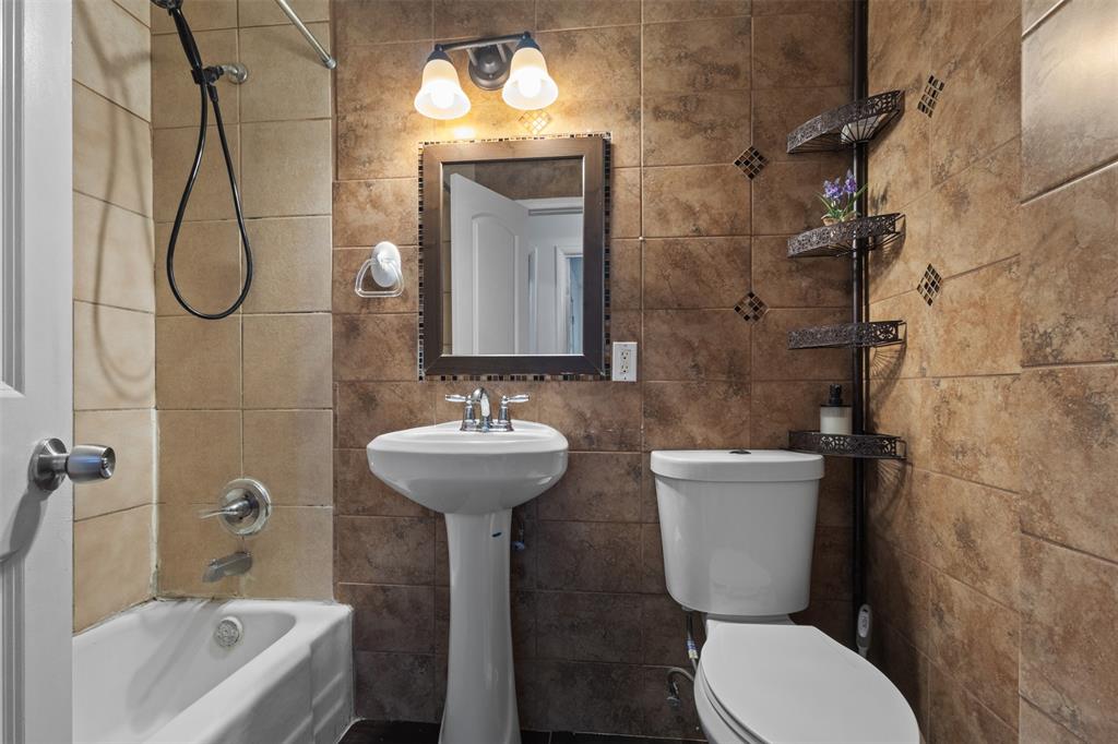 Monica Park Heights 1 - Residential