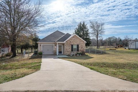 A home in Edgewood