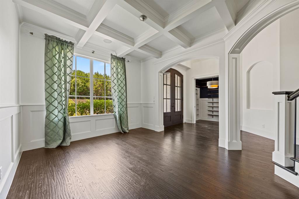 901 Cedar Shores Drive
