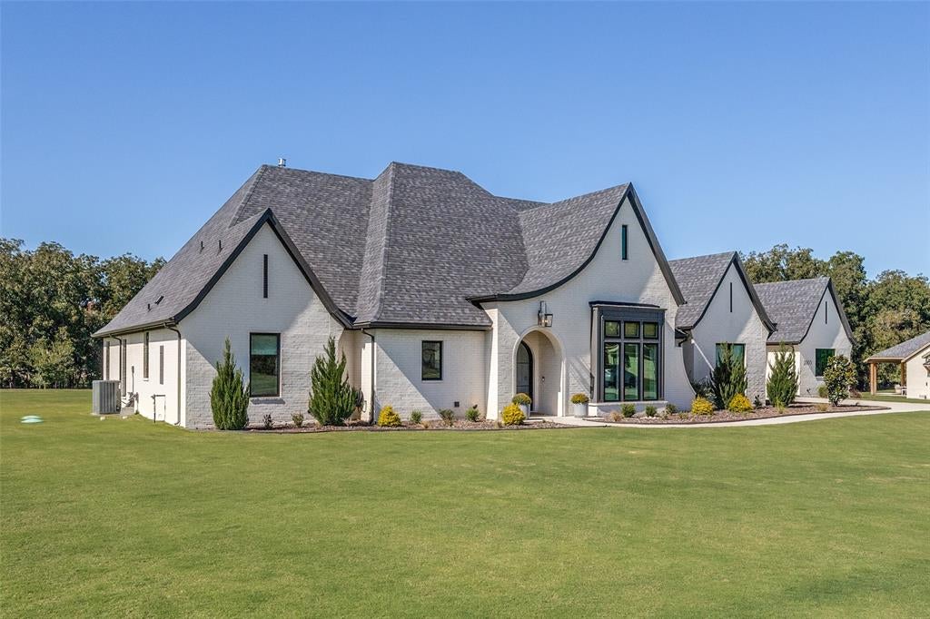 2005 Meadow Bend Court