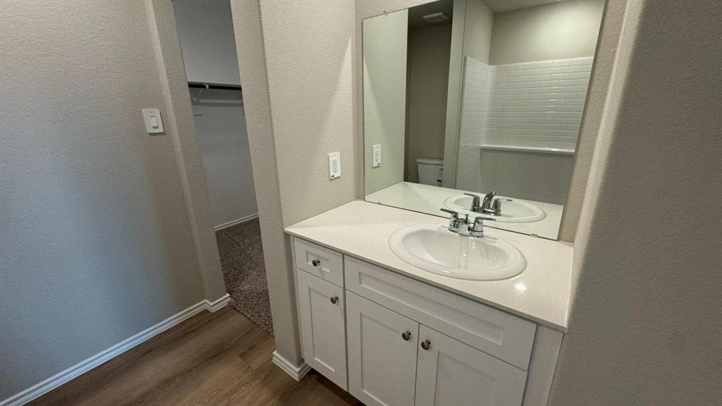Hickory Grove - Residential