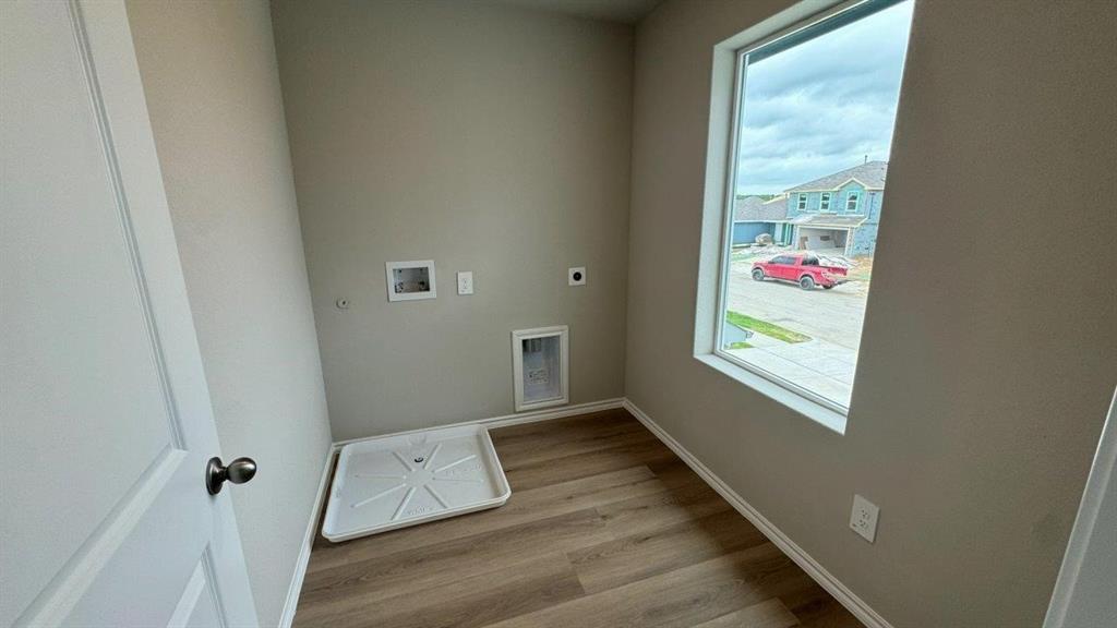 Hickory Grove - Residential