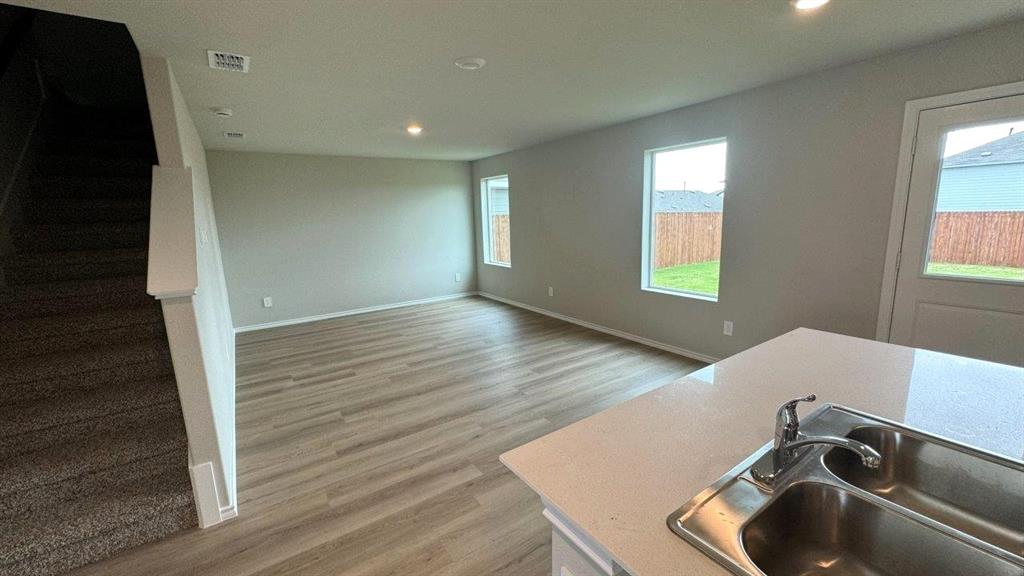 Hickory Grove - Residential