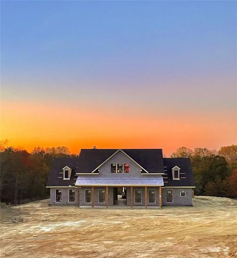 261 Zebrastone Way Poolville TX 76487