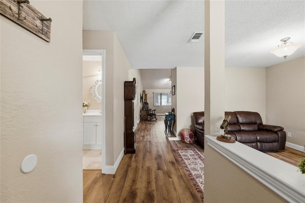 3824 Horizon Drive