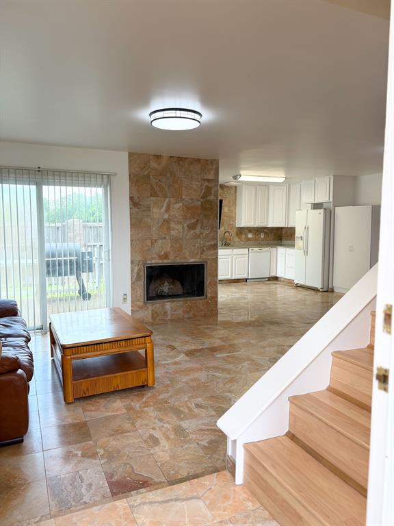 5006 Palo Alto Drive