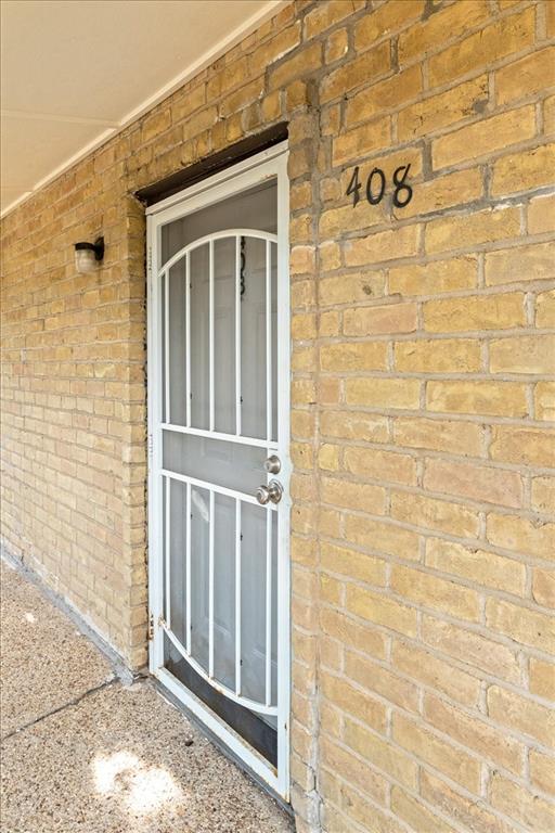 Spanish Gardens Condo - Residential