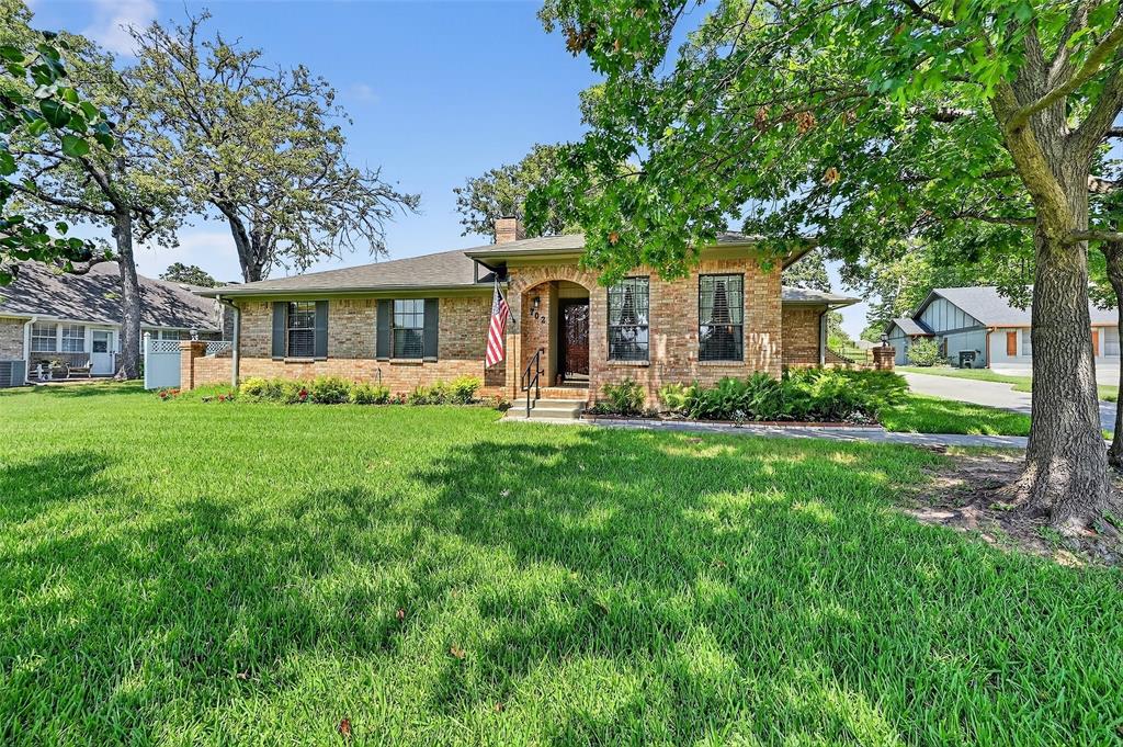 702 Kiowa Drive W