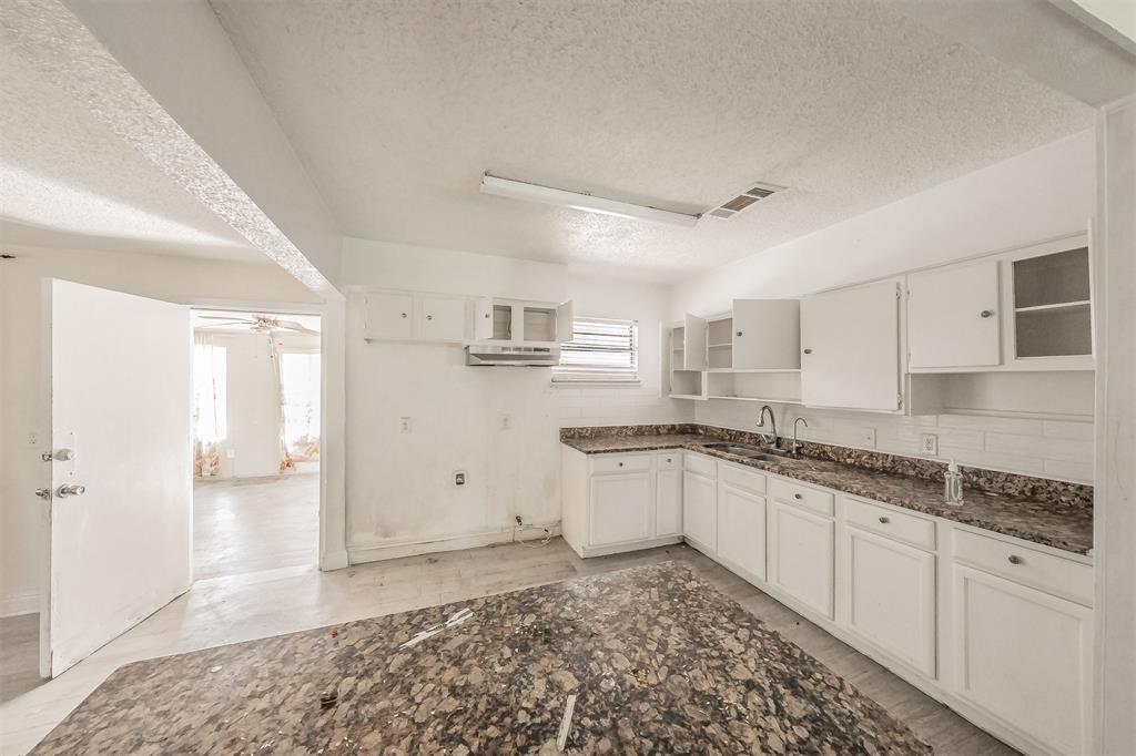 Rollingwood Hills - Residential