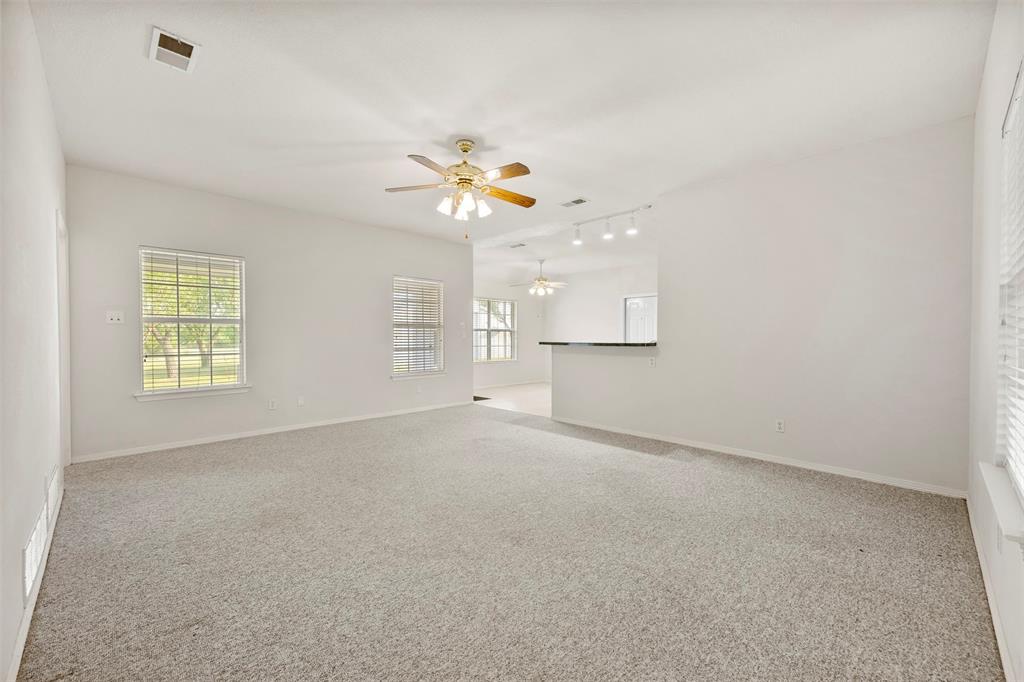 302 Blue Ribbon Road