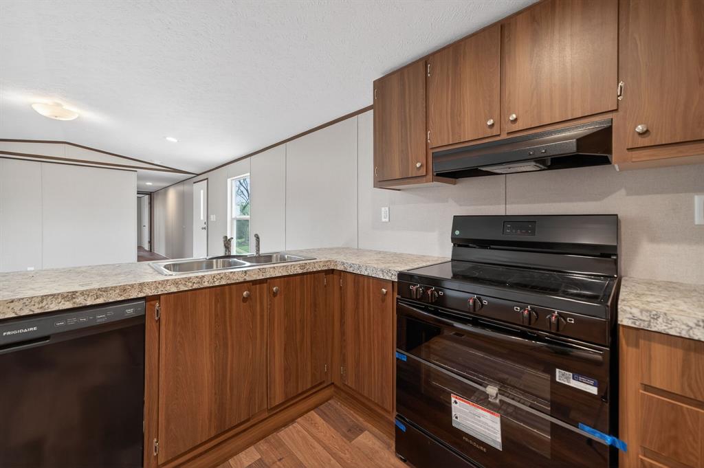 Waco Bay Estates Ph 4 - Residential