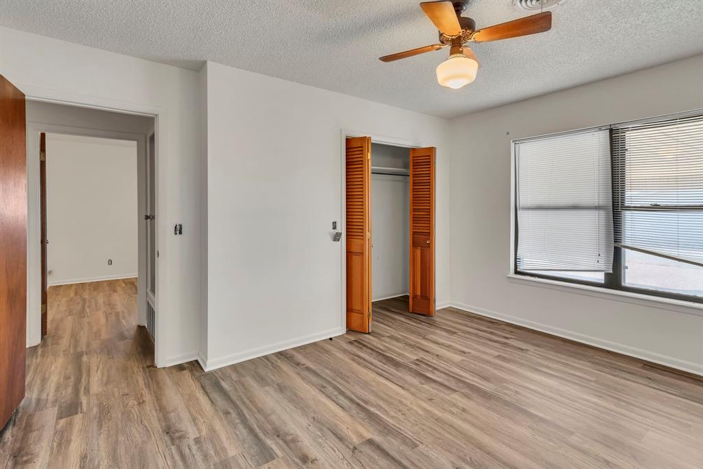 E Edens Survey - Commercial Sale