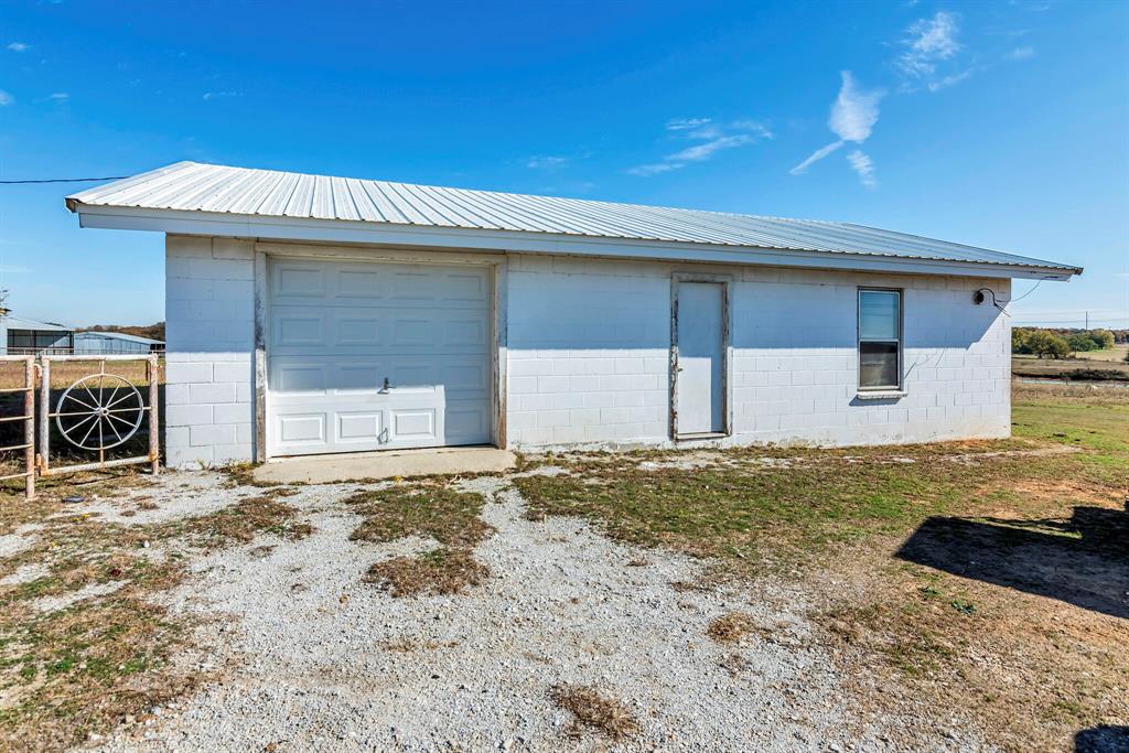 E Edens Survey - Commercial Sale