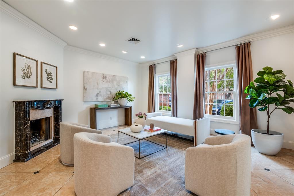 Presidents House Condo - Residential