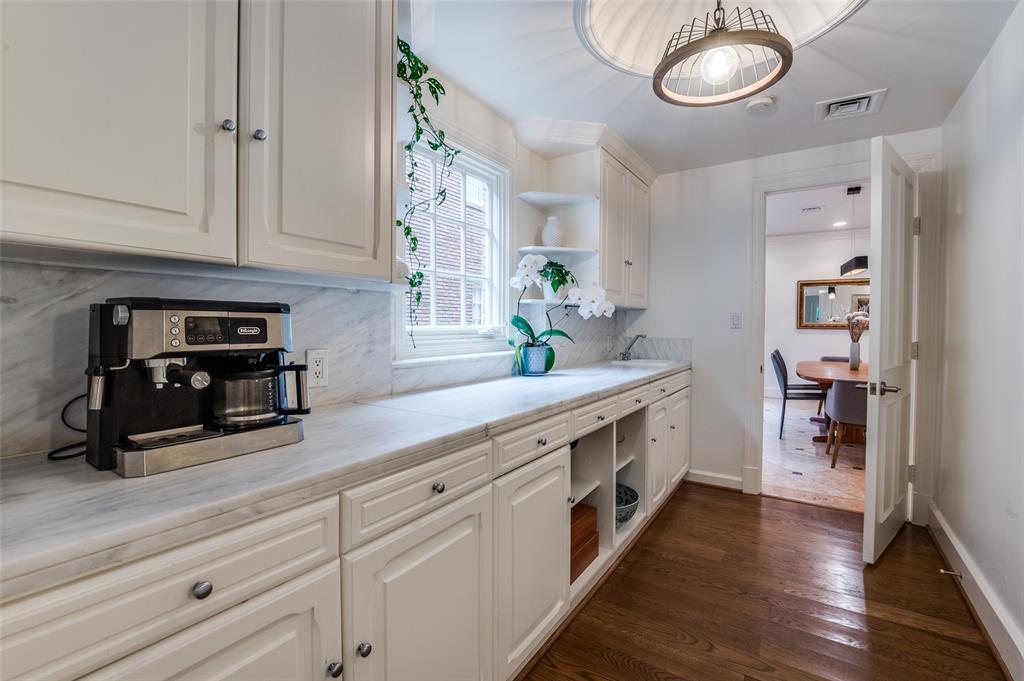 Presidents House Condo - Residential