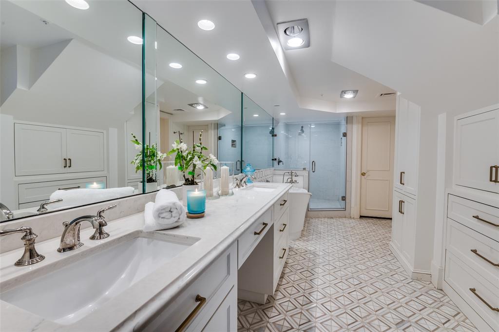 Presidents House Condo - Residential