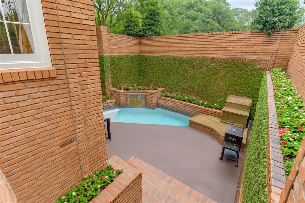 Presidents House Condo - Residential