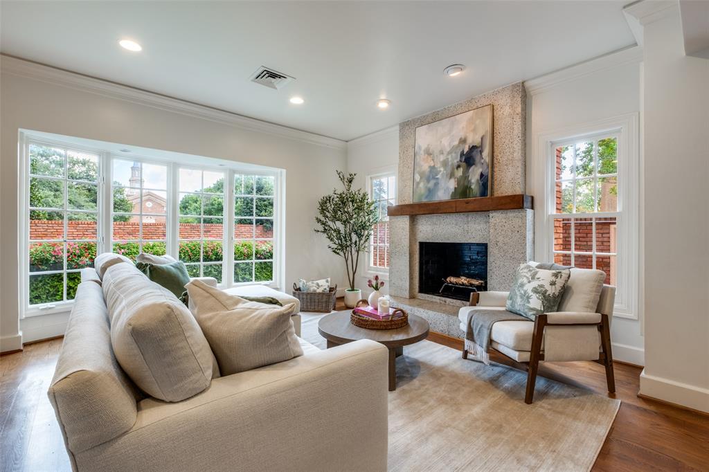 3400 Shenandoah Street