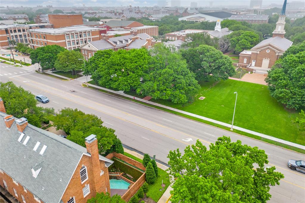 Presidents House Condo - Residential