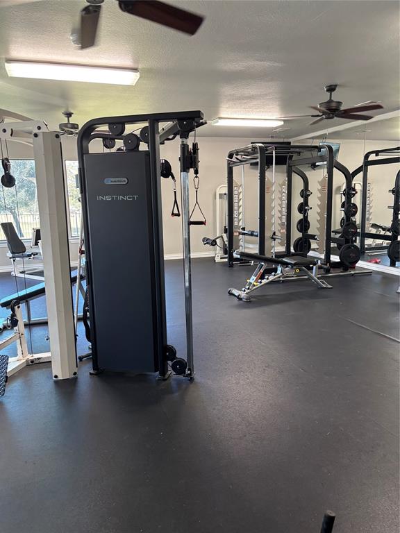 Resort On Eagle Mountain Lake - Land