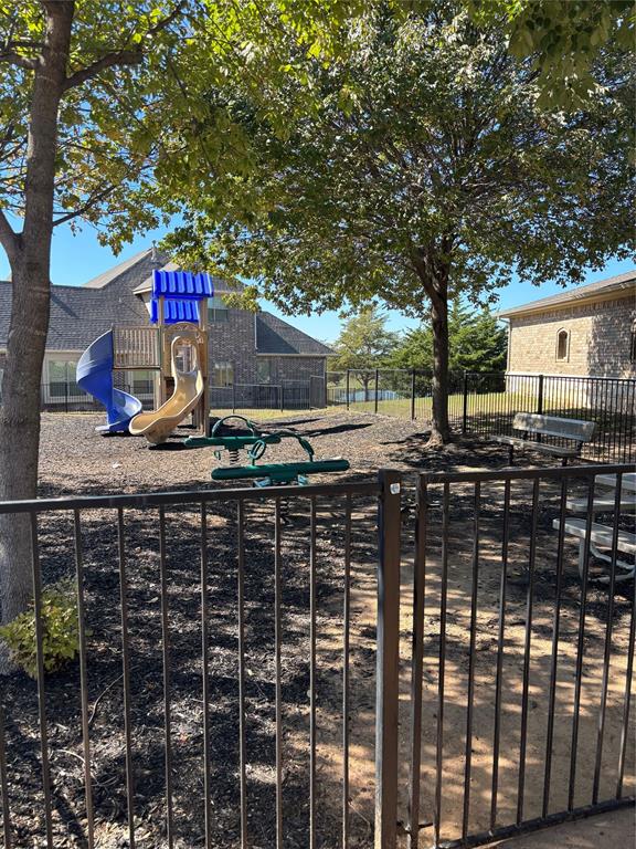 Resort On Eagle Mountain Lake - Land