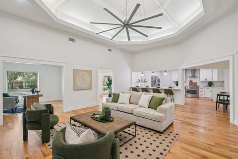 6625 Rolling Vista Drive Dallas TX 75248