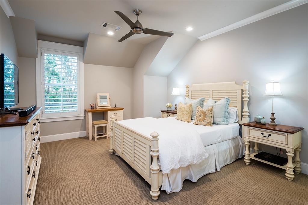 The Estates of Tour 18 SEC3 - Residential