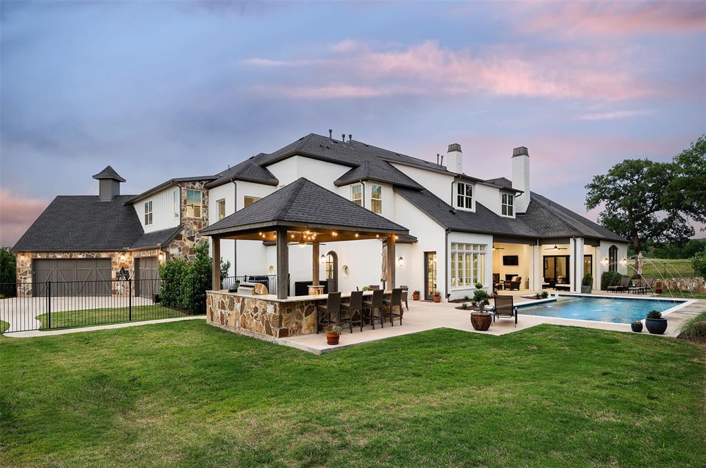 The Estates of Tour 18 SEC3 - Residential