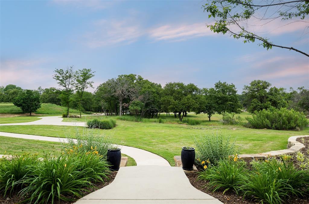 The Estates of Tour 18 SEC3 - Residential