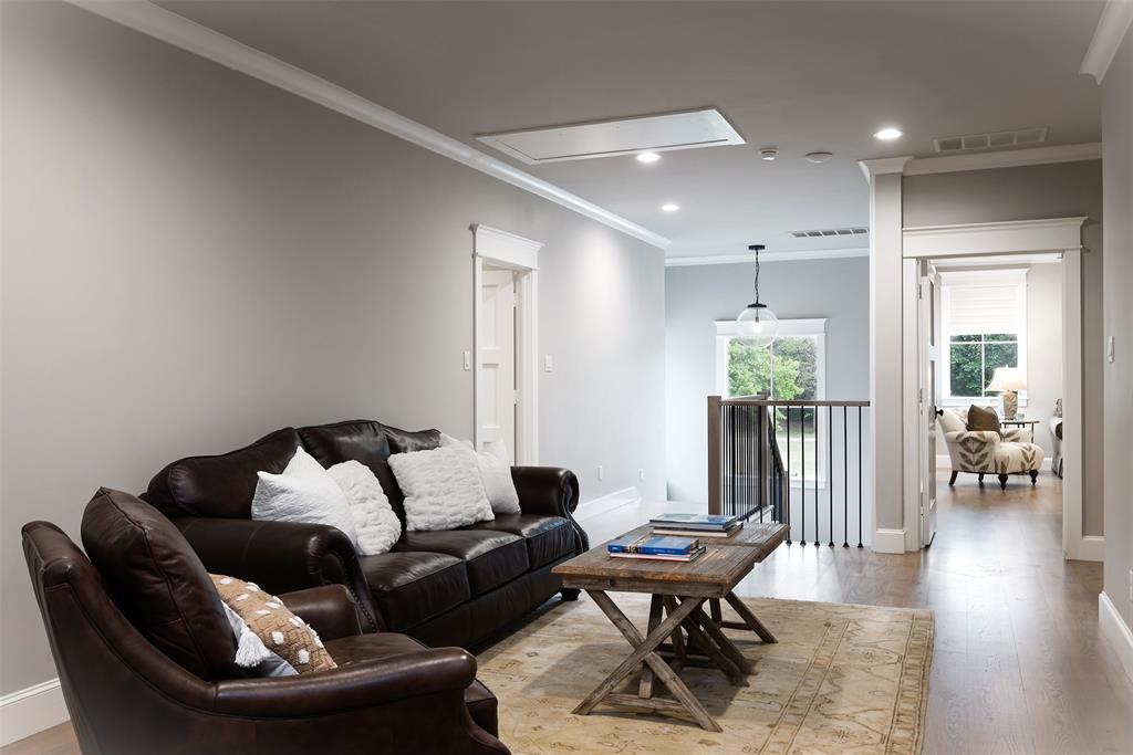 The Estates of Tour 18 SEC3 - Residential