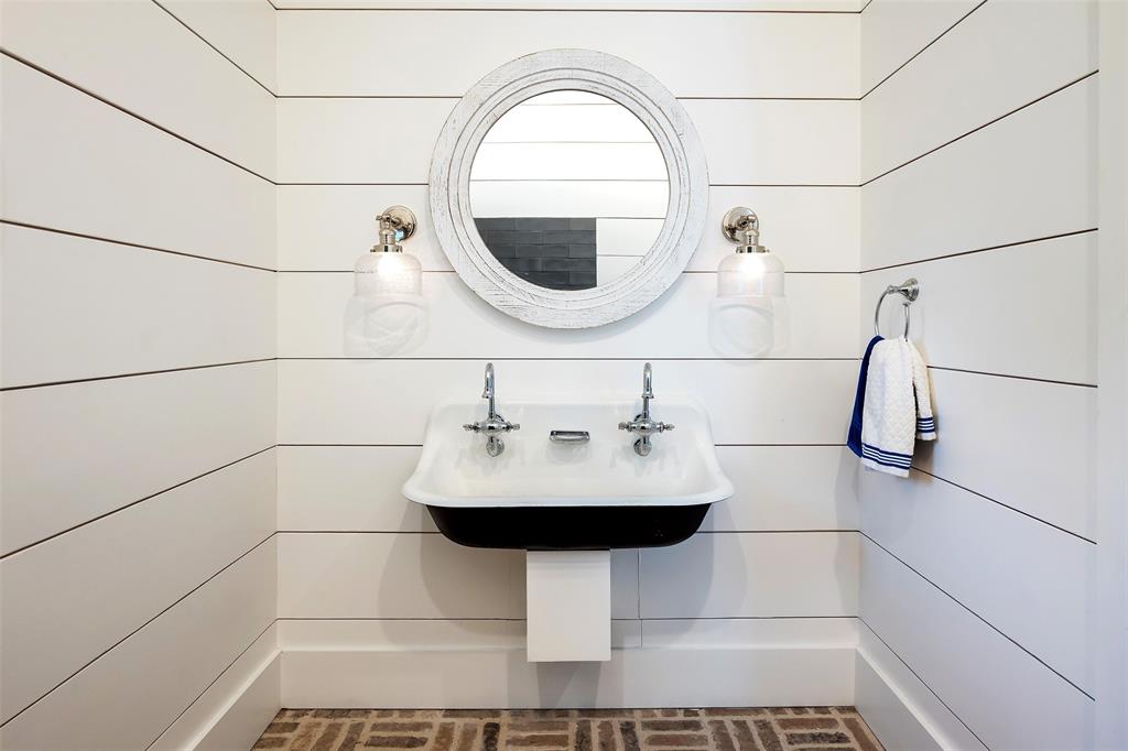 The Estates of Tour 18 SEC3 - Residential