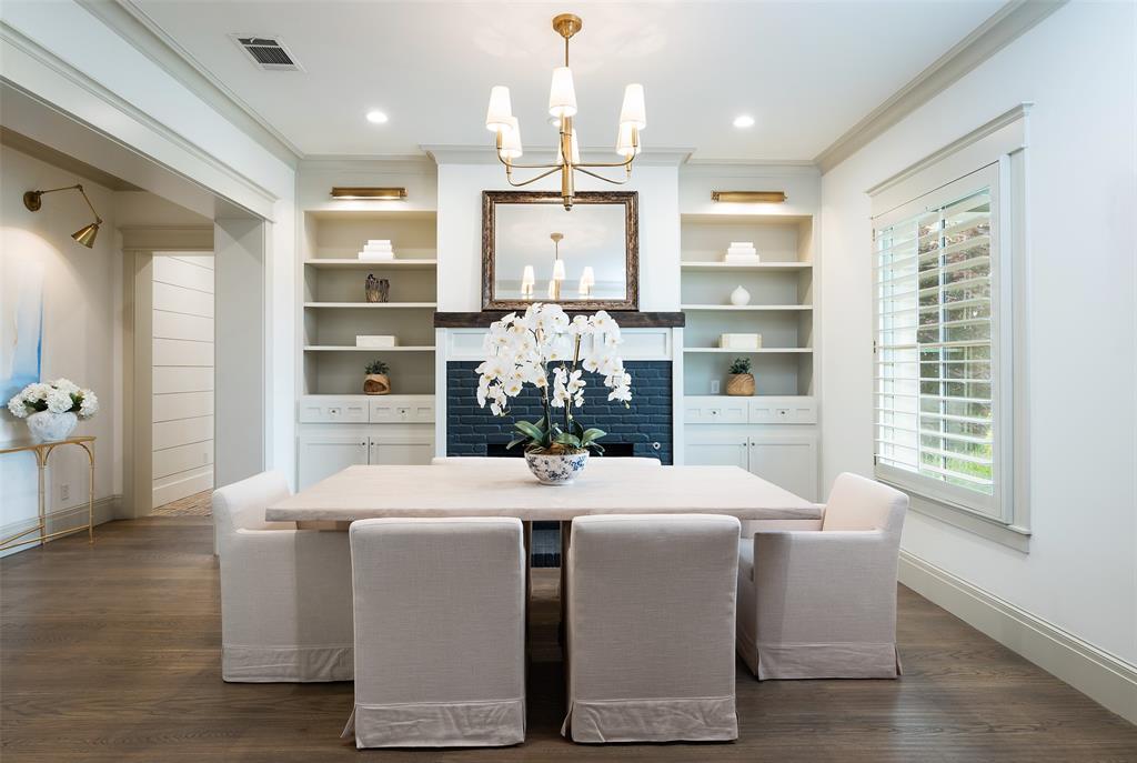 The Estates of Tour 18 SEC3 - Residential