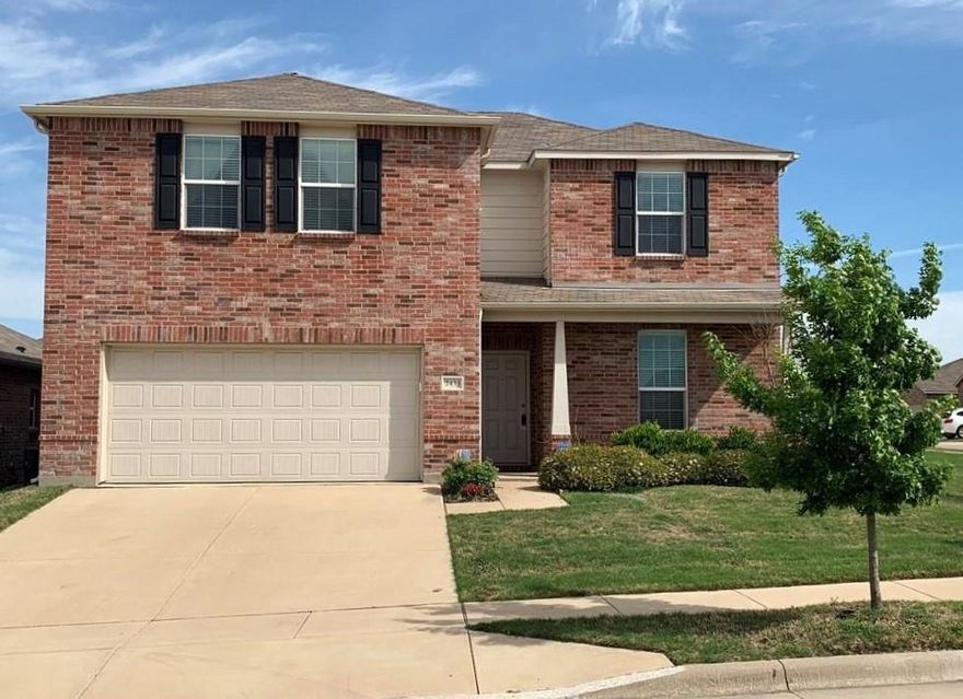 Lovely home with easy access to I-35, 287, shopping, dining, and schools. Property features oversized corner lot, dining room or office at the front of the home, fireplace, large kitchen island, primary bedroom downstairs, all other bedrooms upstairs, 2 living room upstairs. New laminate flooring in dining room, living room, and primary bedroom. Currently occupied, available November 10th. Does not include refrigerator. Does not accept housing or rental assistance of any kind. 18 month lease term