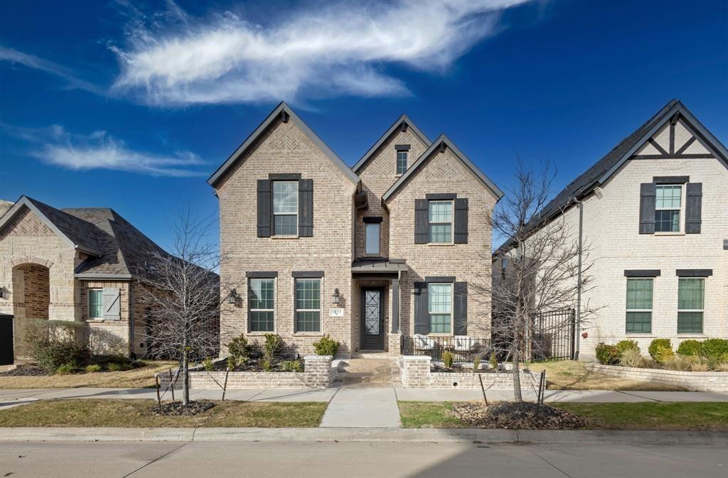 1811 Clouded Wren Drive