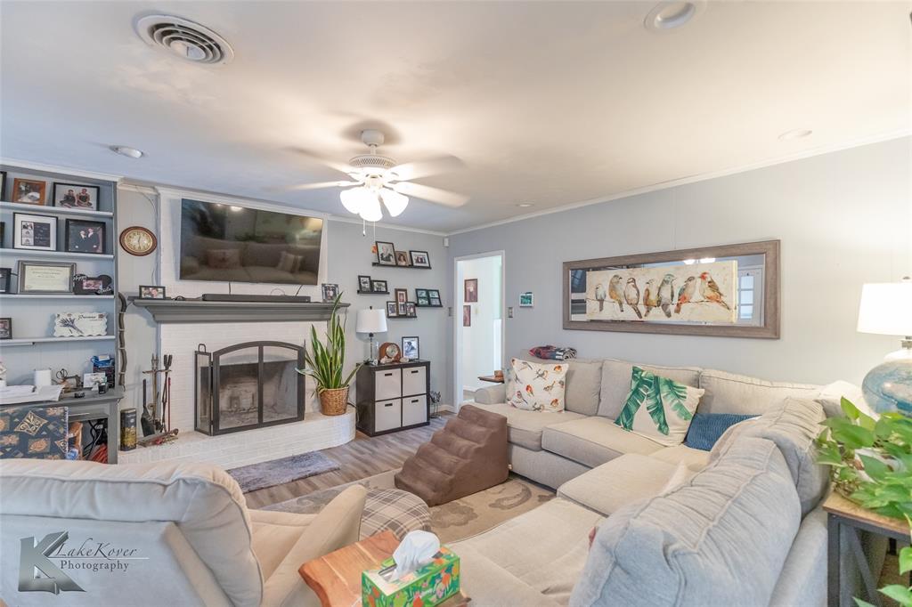 1513 Meadowbrook Drive