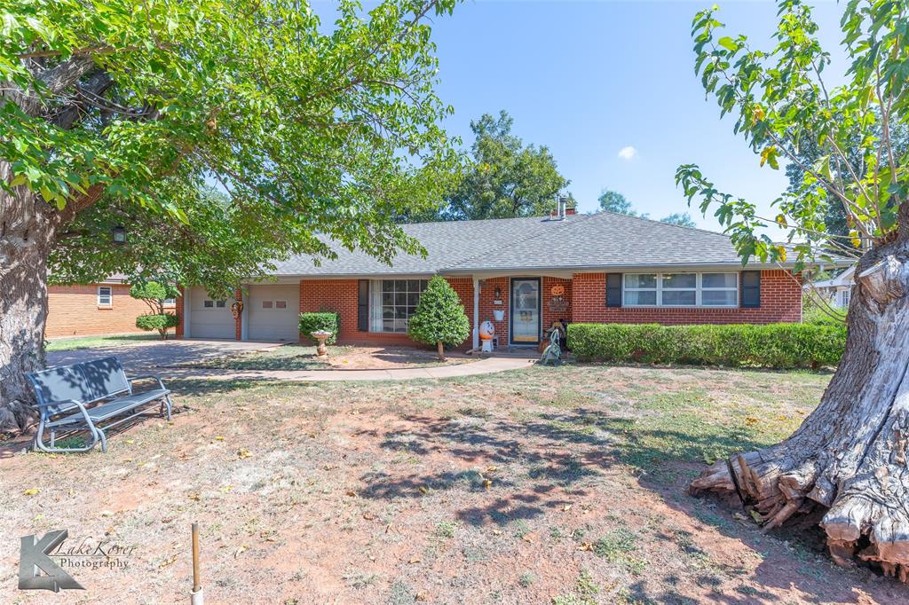 1513 Meadowbrook Drive