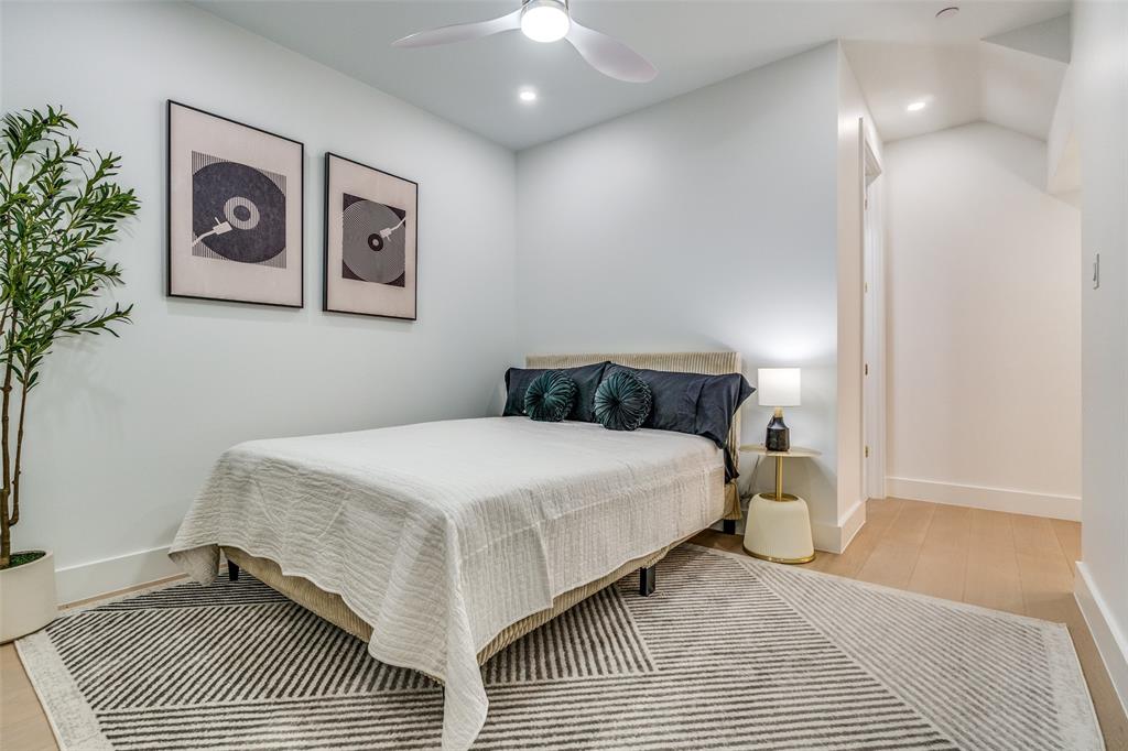 Dallas Land & Loan 03 - Residential