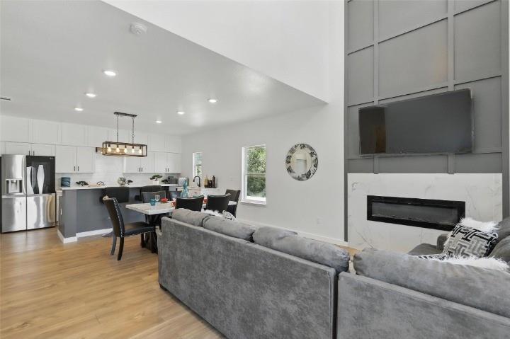 Canyon Creek III - Residential