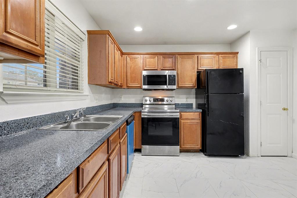 Hamburg Add - Residential Lease