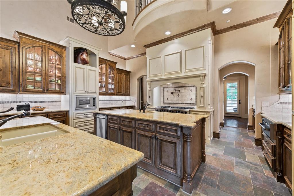 Castleton Manor - Residential